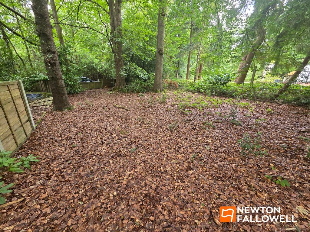 Property photo 1 of 5