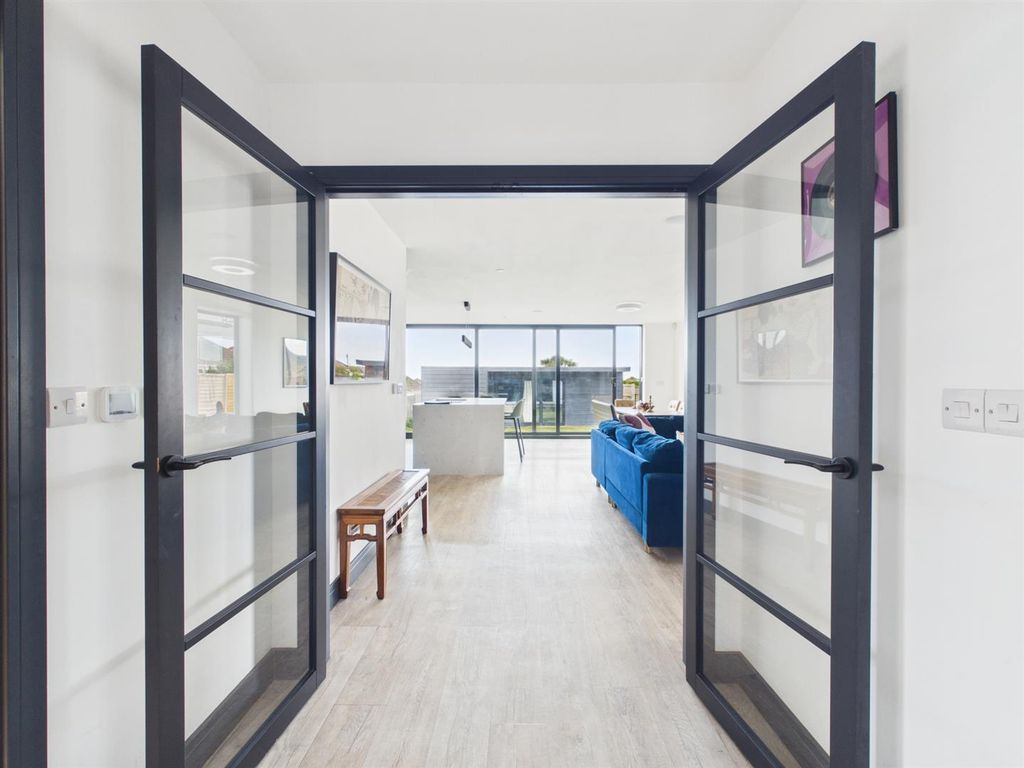 Additional image 6 of 4 bed property for saleYork Road, Peacehaven BN10