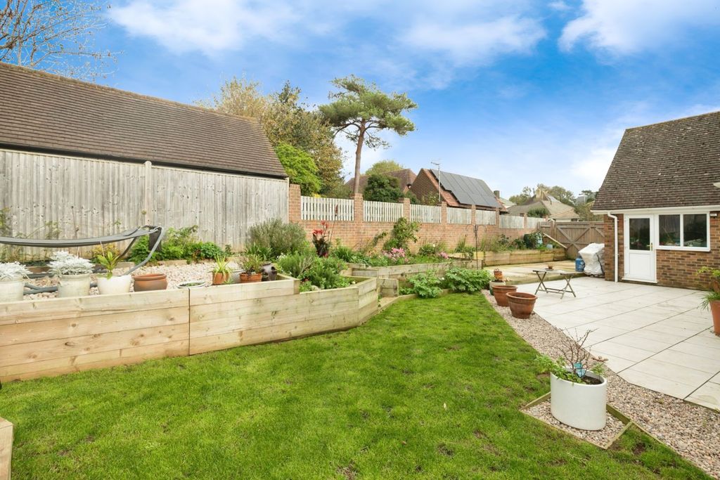 Property photo 3 of 15
