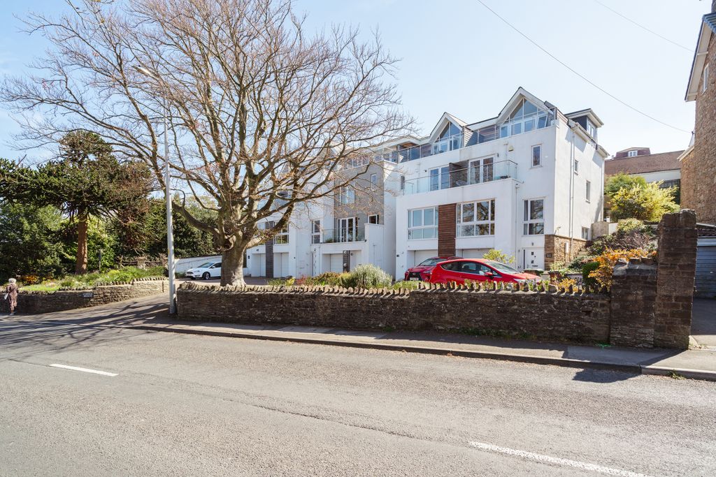 Property photo 1 of 36 44