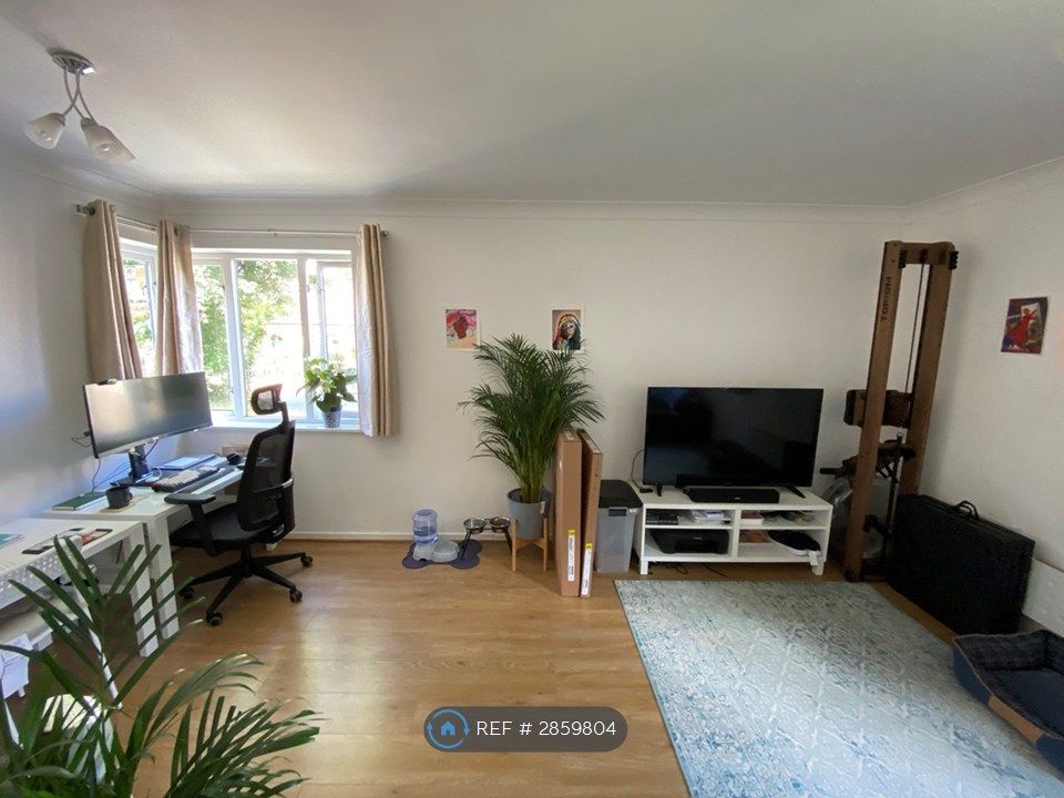 Property photo 2 of 29