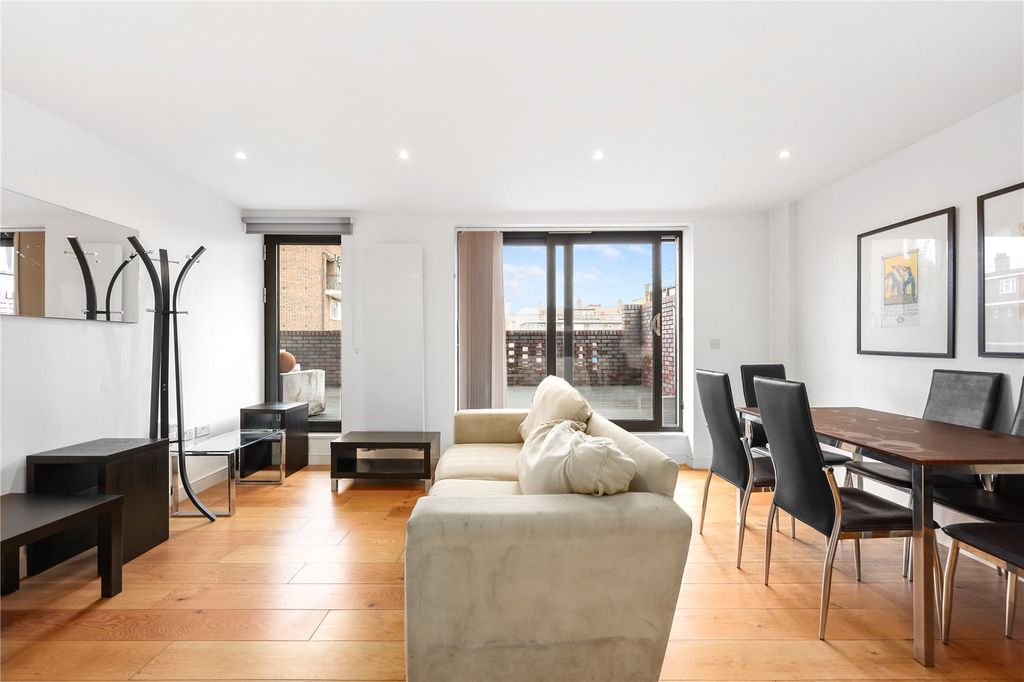 Property photo 1 of 16 Picture No. 02