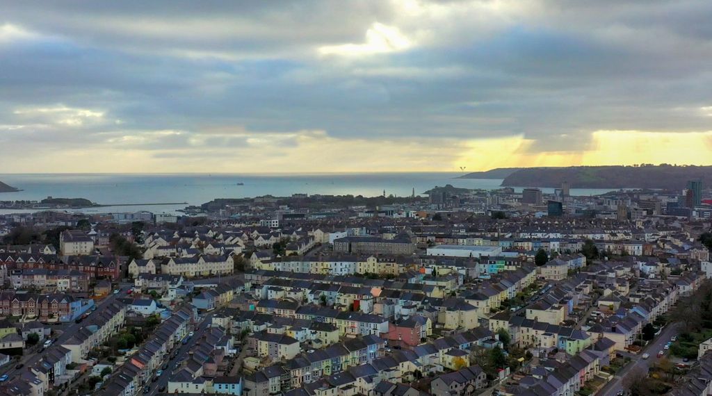 Property photo 3 of 26