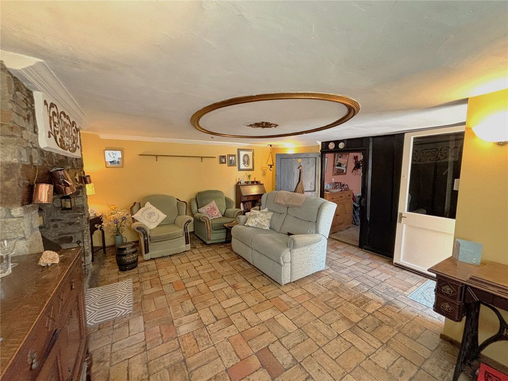 Property photo 3 of 23 Picture No. 91