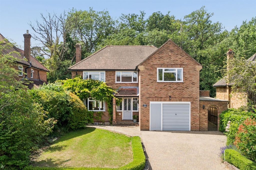 Property photo 1 of 18