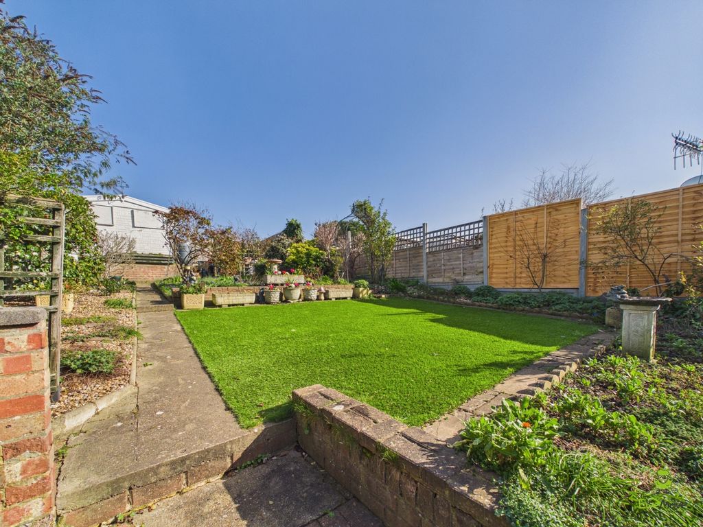 Property photo 3 of 10 Presented By Kevin At Ewemove Bexleyheath And Dart