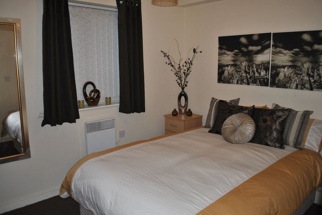 Property photo 3 of 6