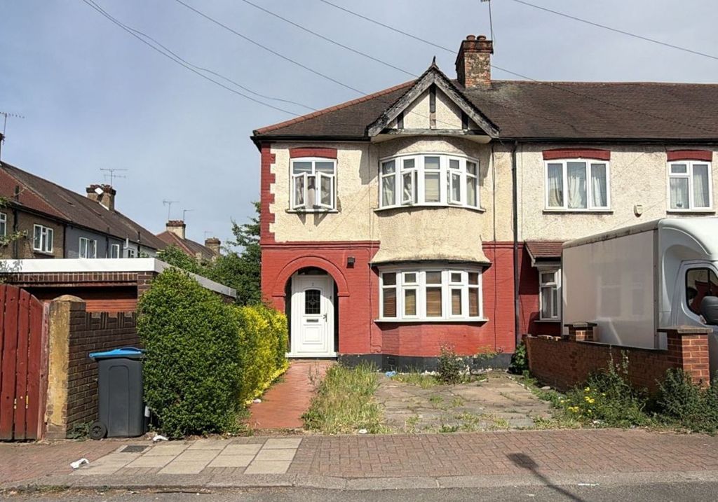 Property photo 1 of 1