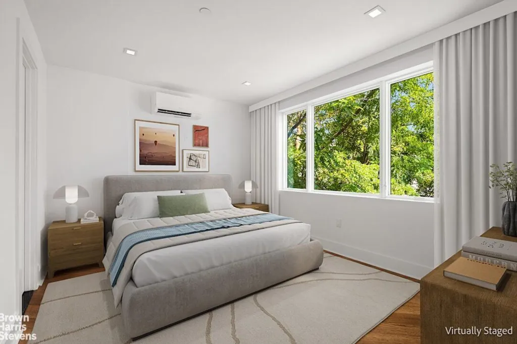Property photo 3 of 12 <Alttext/>