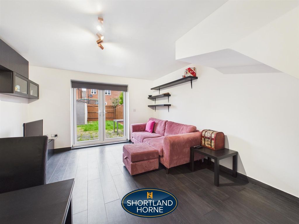 Property photo 3 of 18 Living/Dining Room