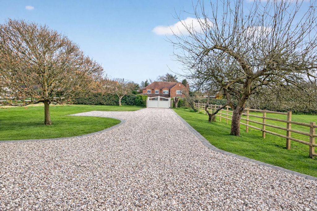 Property photo 2 of 12 Byron Barn External 1.Png