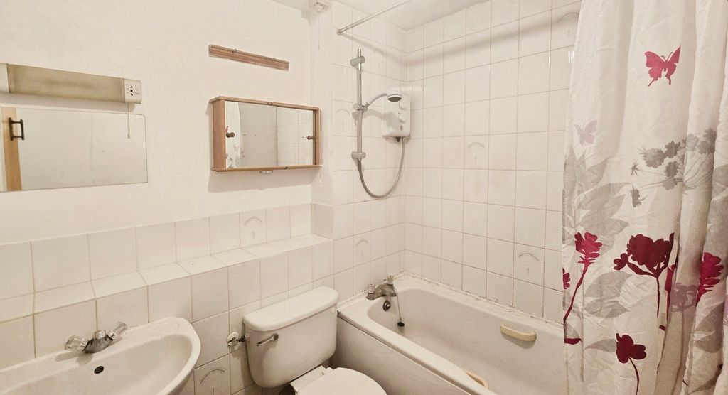 Property photo 3 of 5 Pbox-Img.Jpg