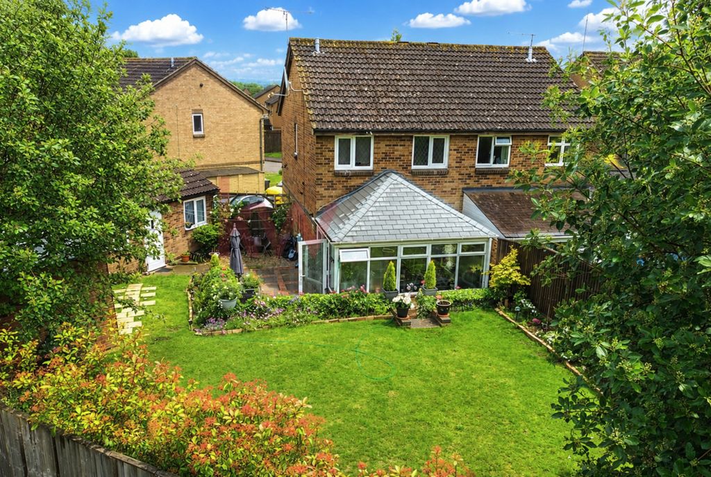 Property photo 2 of 18
