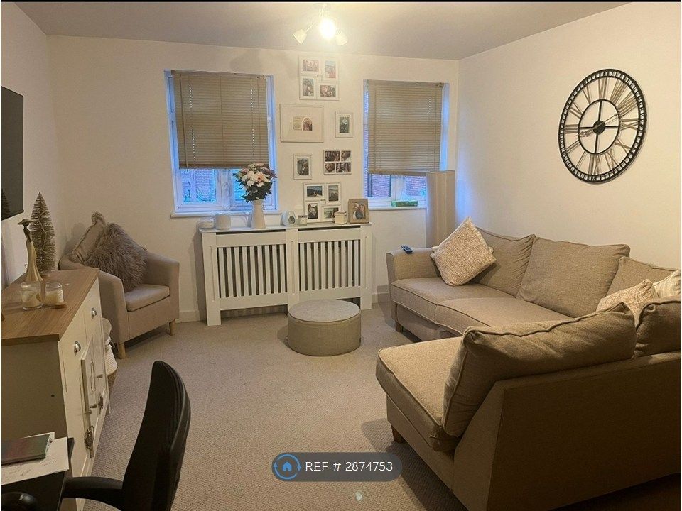 Property photo 2 of 7 Lounge