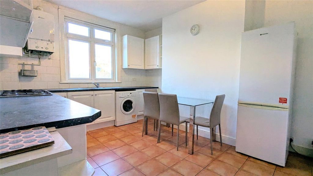 Property photo 2 of 7 Picture No. 01