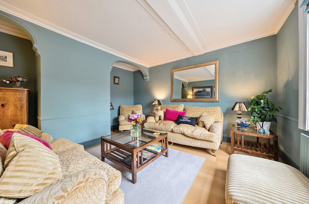 Property photo 2 of 20 1304057-7-683Efe5...