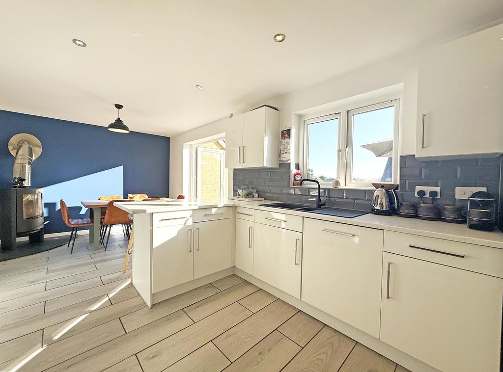 Property photo 3 of 23 Photo 3