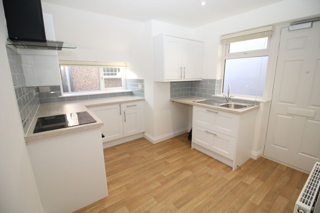 Property photo 1 of 7 Photo 03