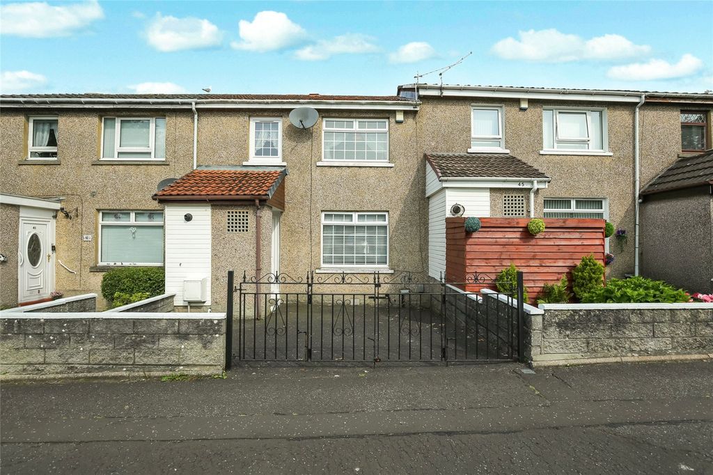 Property photo 1 of 18 External