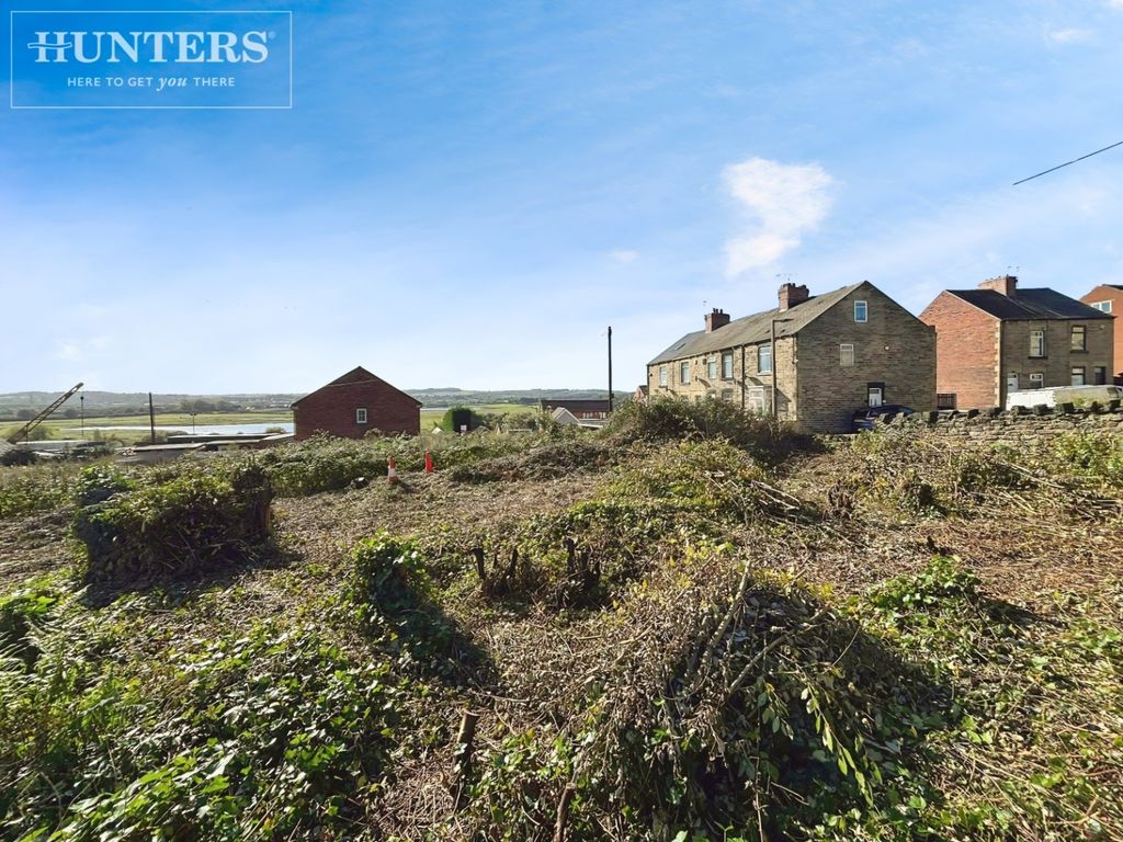 Property photo 3 of 5 Pbox-Garden-347217.Jpg