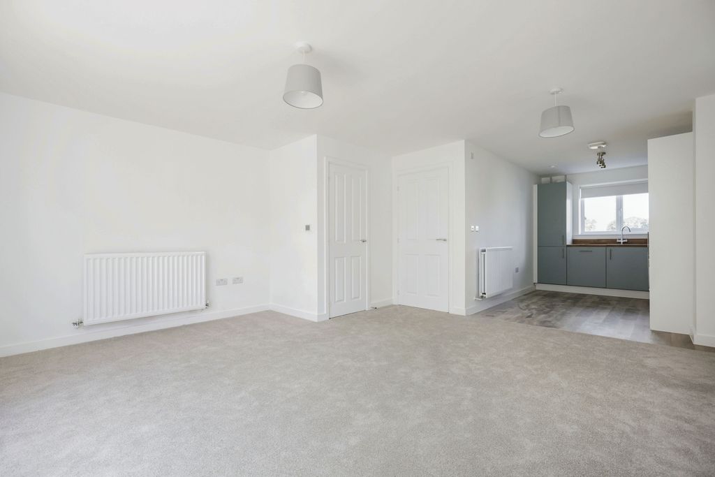 Property photo 3 of 10 3