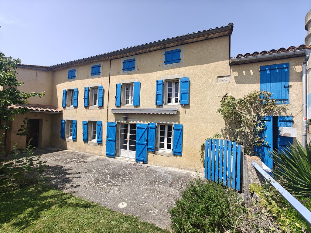 Property photo 1 of 29 Main Exterior View