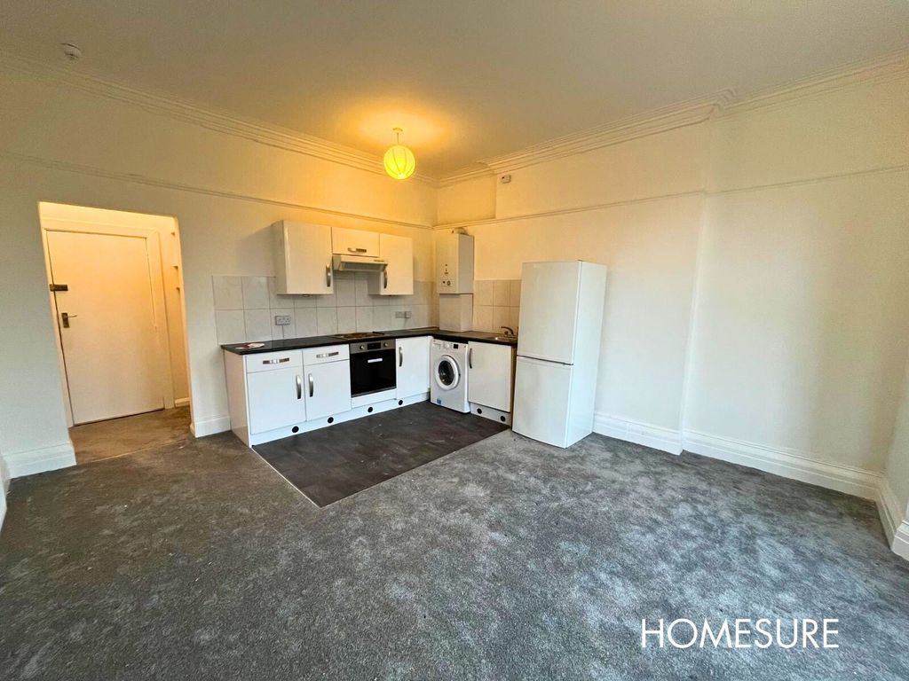 Property photo 3 of 5 Kitchen/Diner