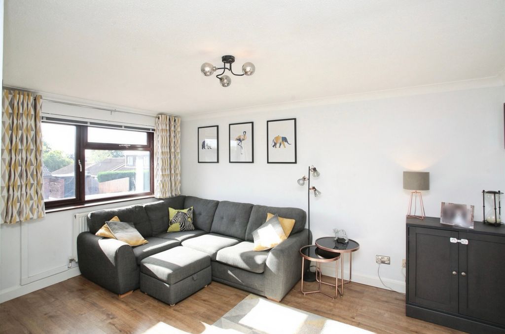 Property photo 3 of 18