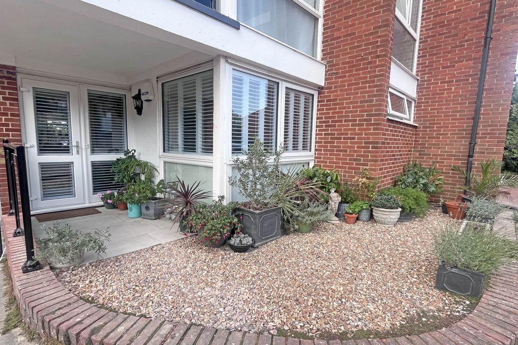 Property photo 1 of 26