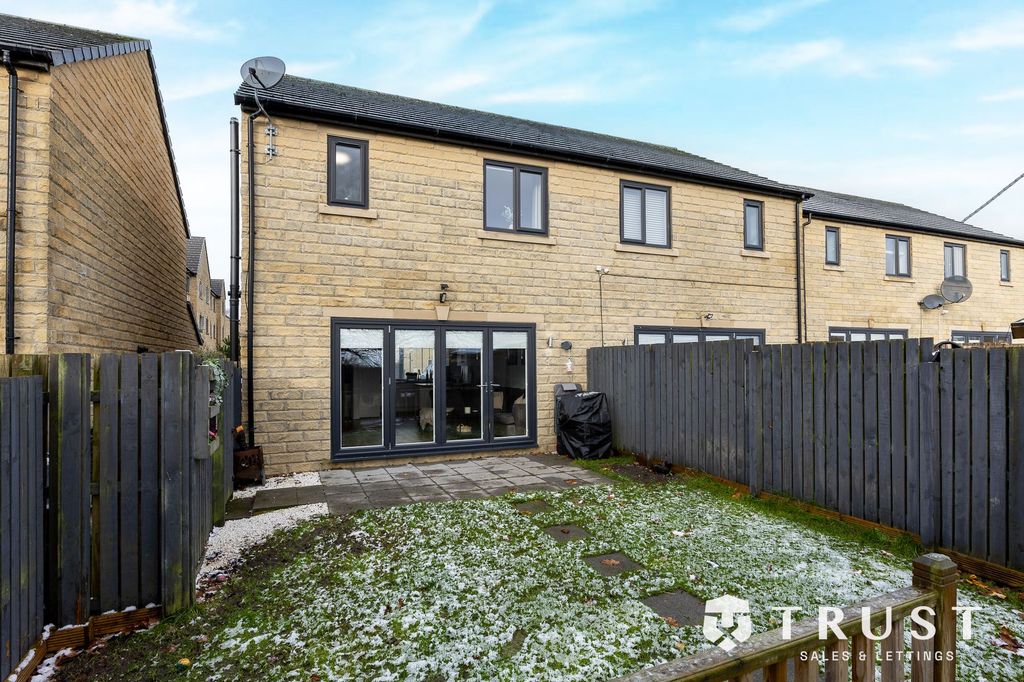 Property photo 3 of 41