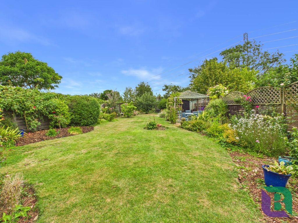 Property photo 2 of 24
