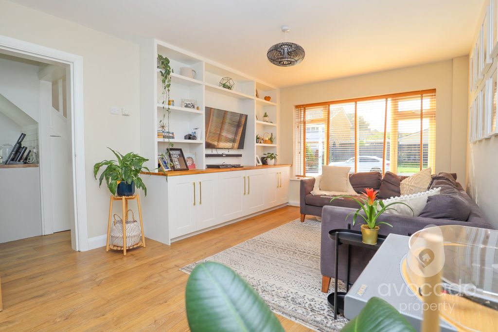 Property photo 2 of 14 4366114