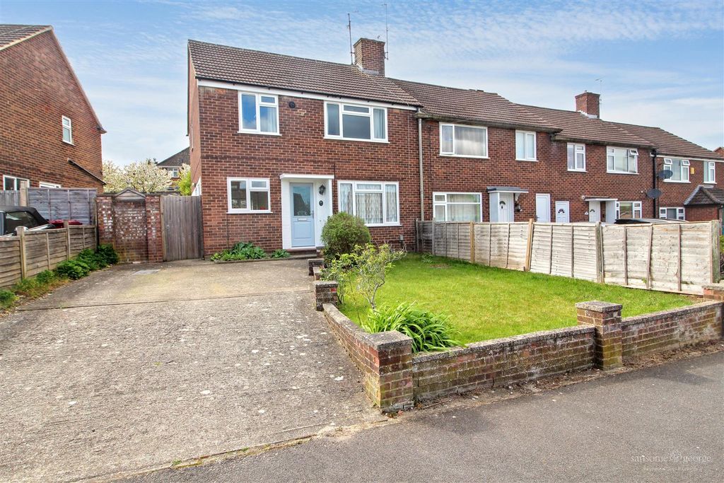 Property photo 1 of 22 Front