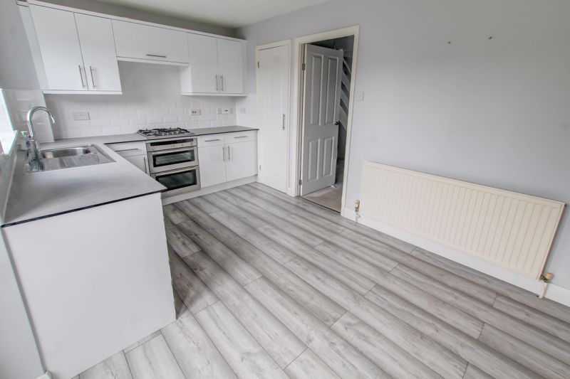 Property photo 3 of 13 Kitchen Diner