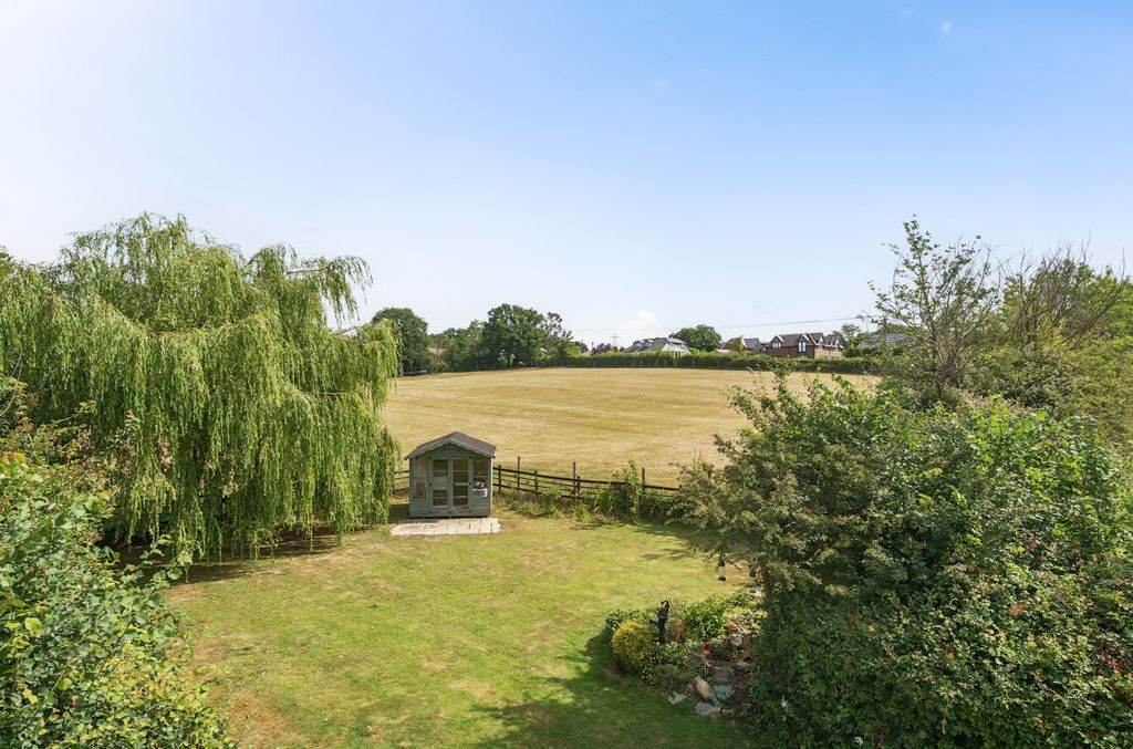 Property photo 3 of 30