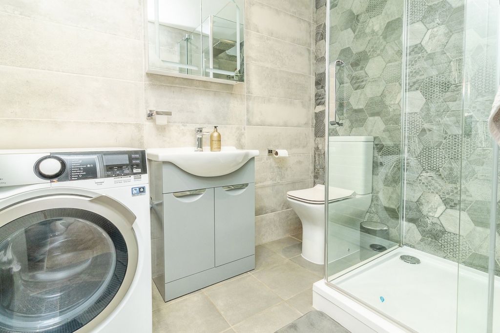 Property photo 3 of 20 Pbox-Img.Jpg