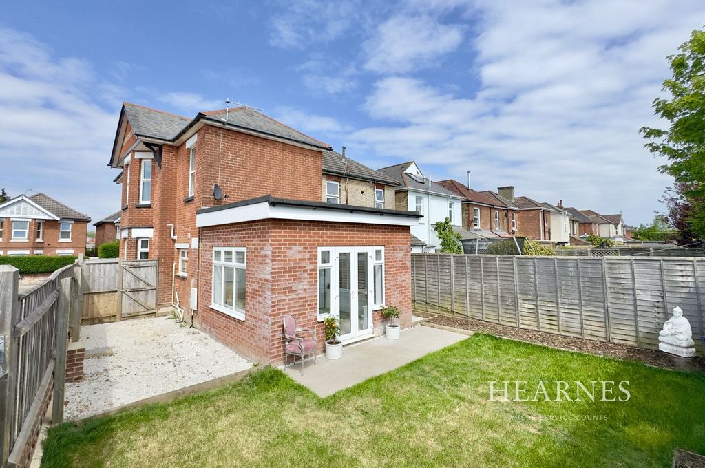 Property photo 1 of 26