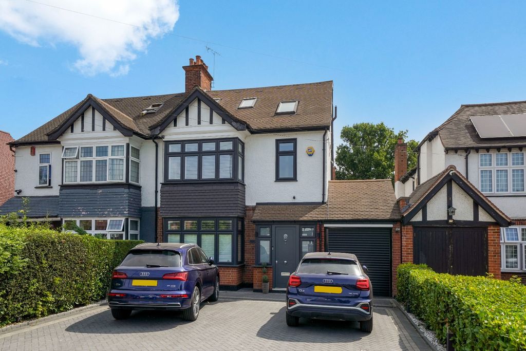 Property photo 1 of 21 4922832