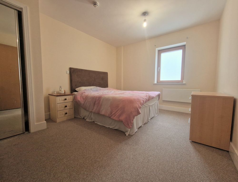 Property photo 3 of 4 Bedroom