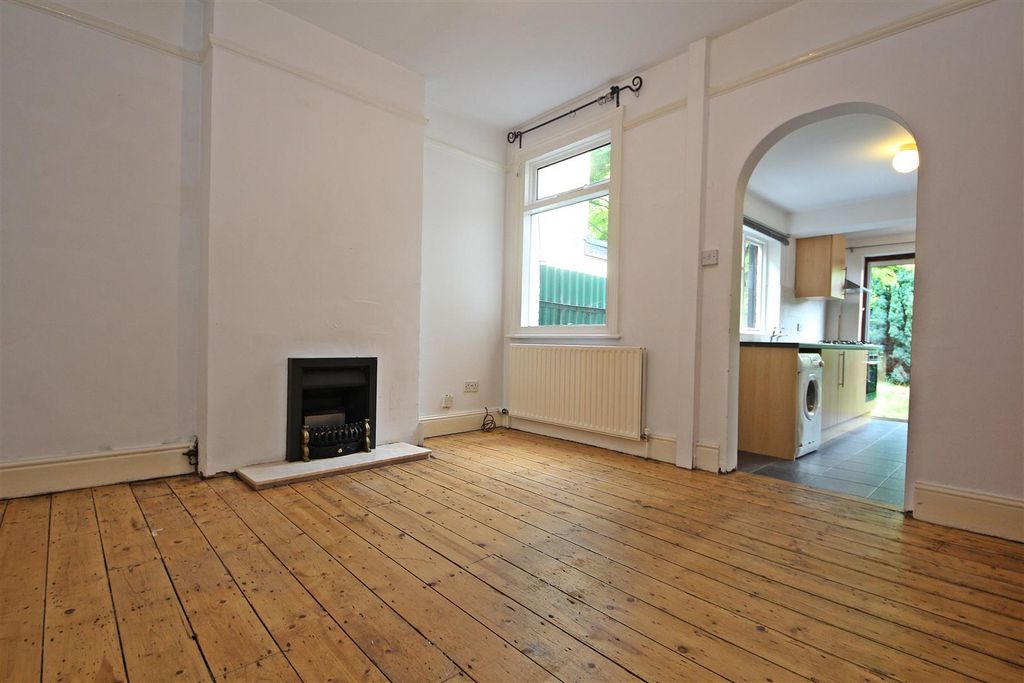 Property photo 3 of 11 94 Cath Image.Jpg