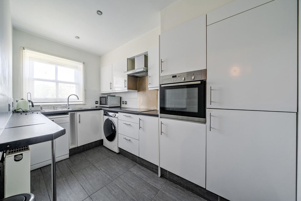 Property photo 2 of 16 1468466-1-6A16E9E...