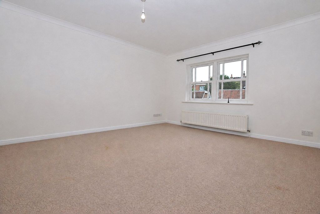 Property photo 3 of 6 Picture No. 04