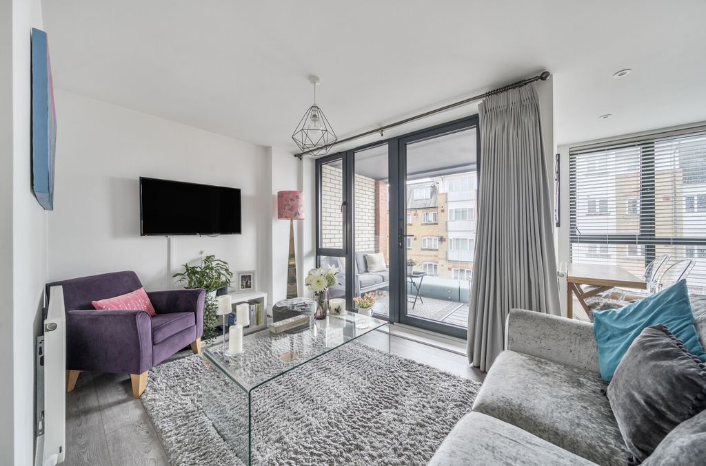 Property photo 1 of 14 1342935-9-68B1655...
