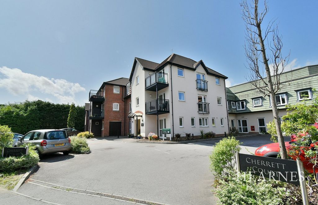Property photo 1 of 16