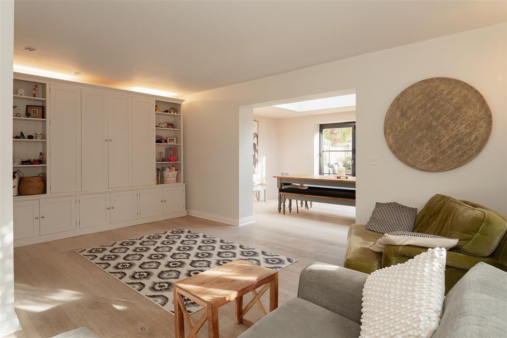 Property photo 1 of 20 5.Jpg