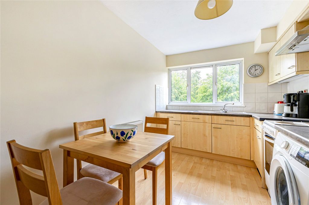 Property photo 3 of 12 Picture No. 17