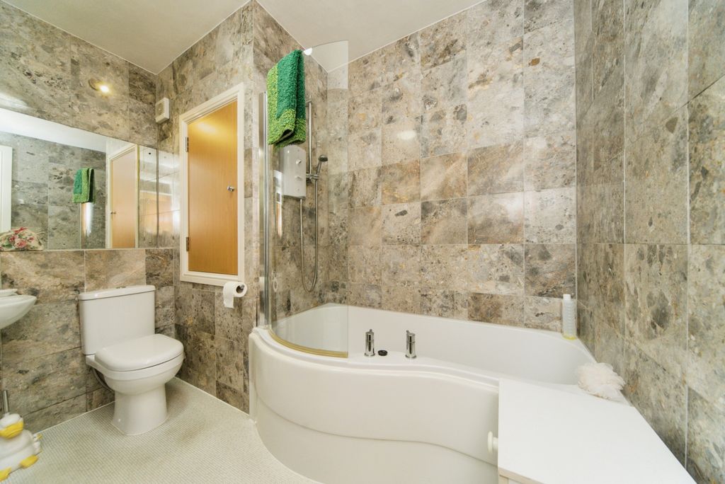 Property photo 3 of 9 Photography