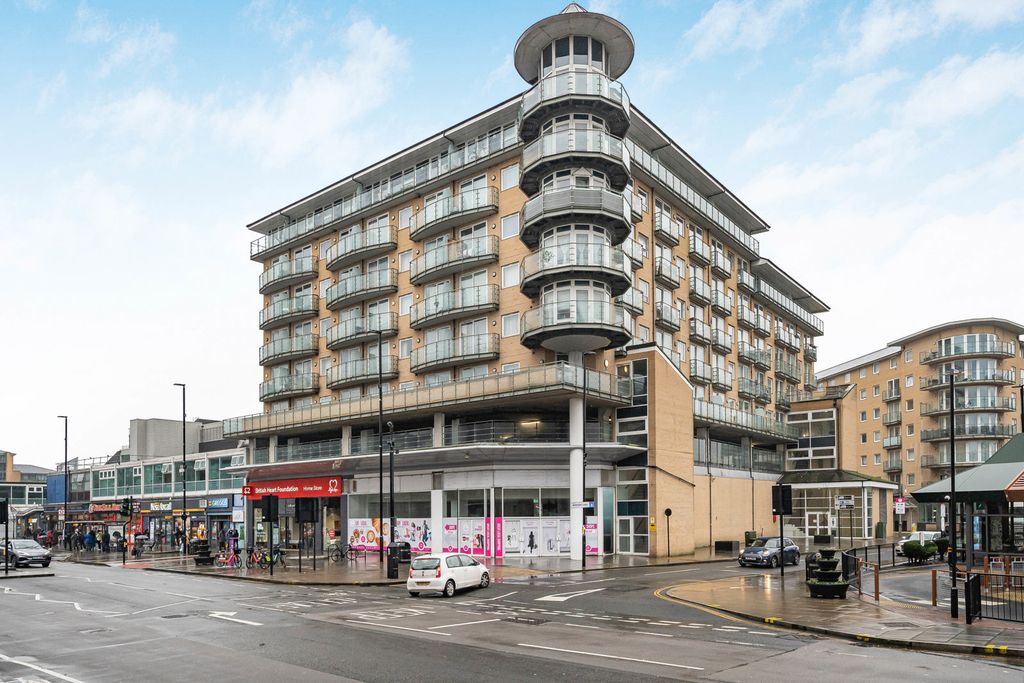 Property photo 1 of 11 Exterior