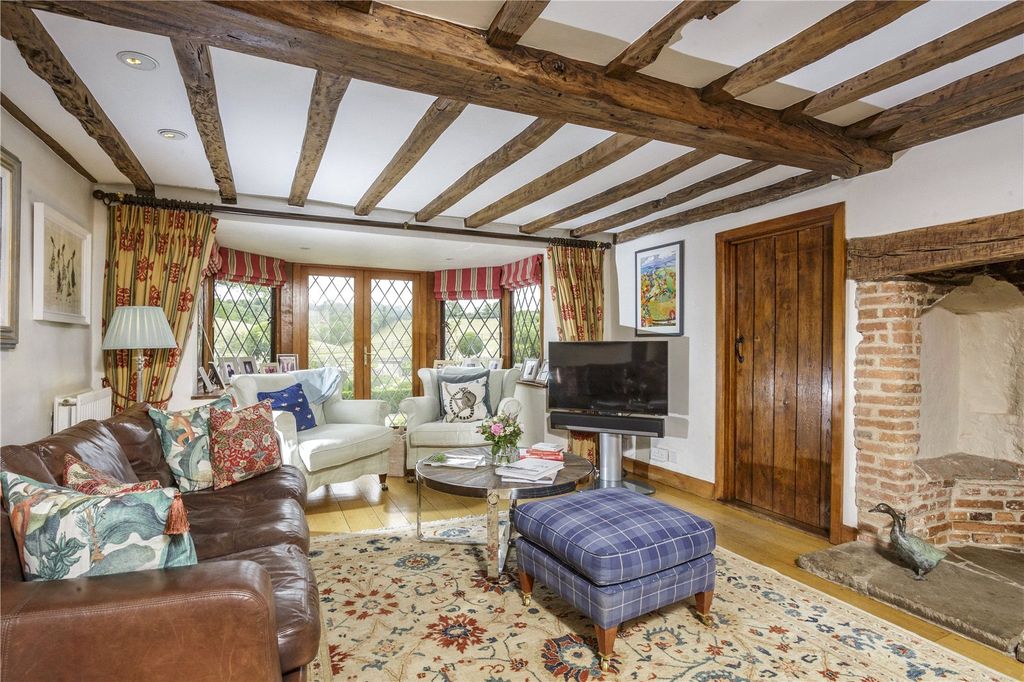 Additional image 6 of 7 bed equestrian for saleFrieth Road, Marlow, Buckinghamshire SL7