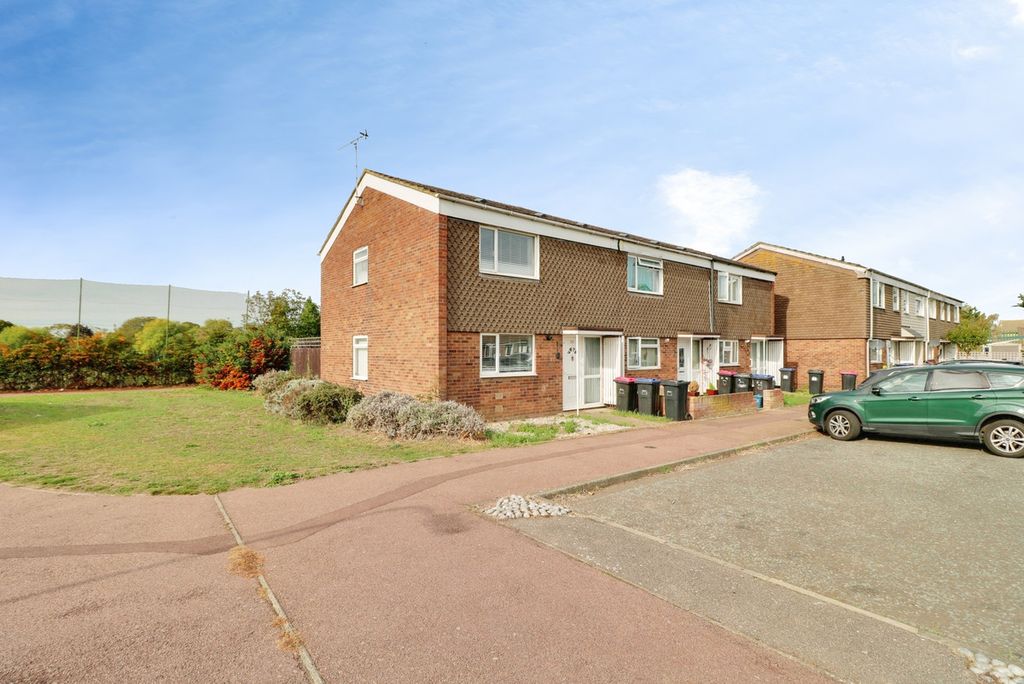 Property photo 1 of 28